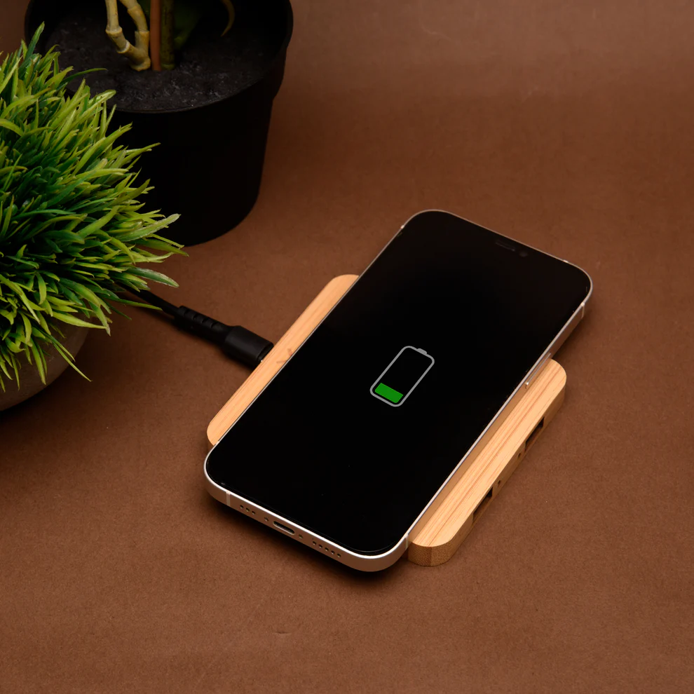 Wangari Pine 10W Square Bamboo Wireless Charger with USB Hub